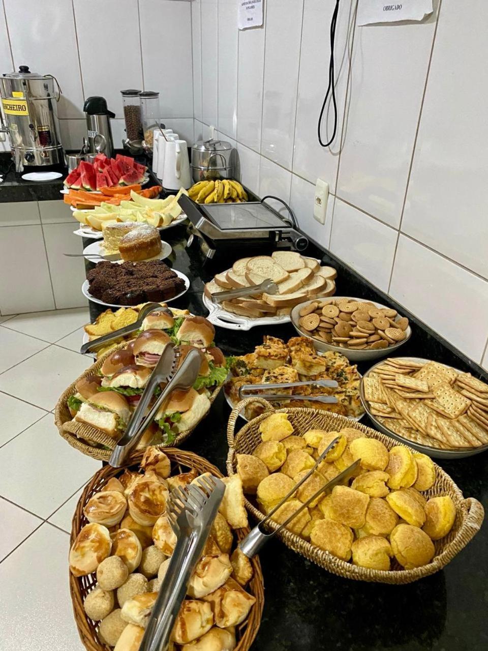 Euro Plaza Hotel - Proximo Ao Aeroporto De Goiania, Santa Genoveva Экстерьер фото
